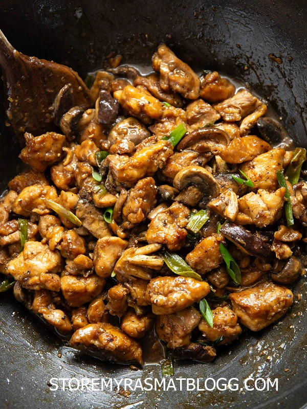 ไก่ผัดเห็ดพริกไทยดำ